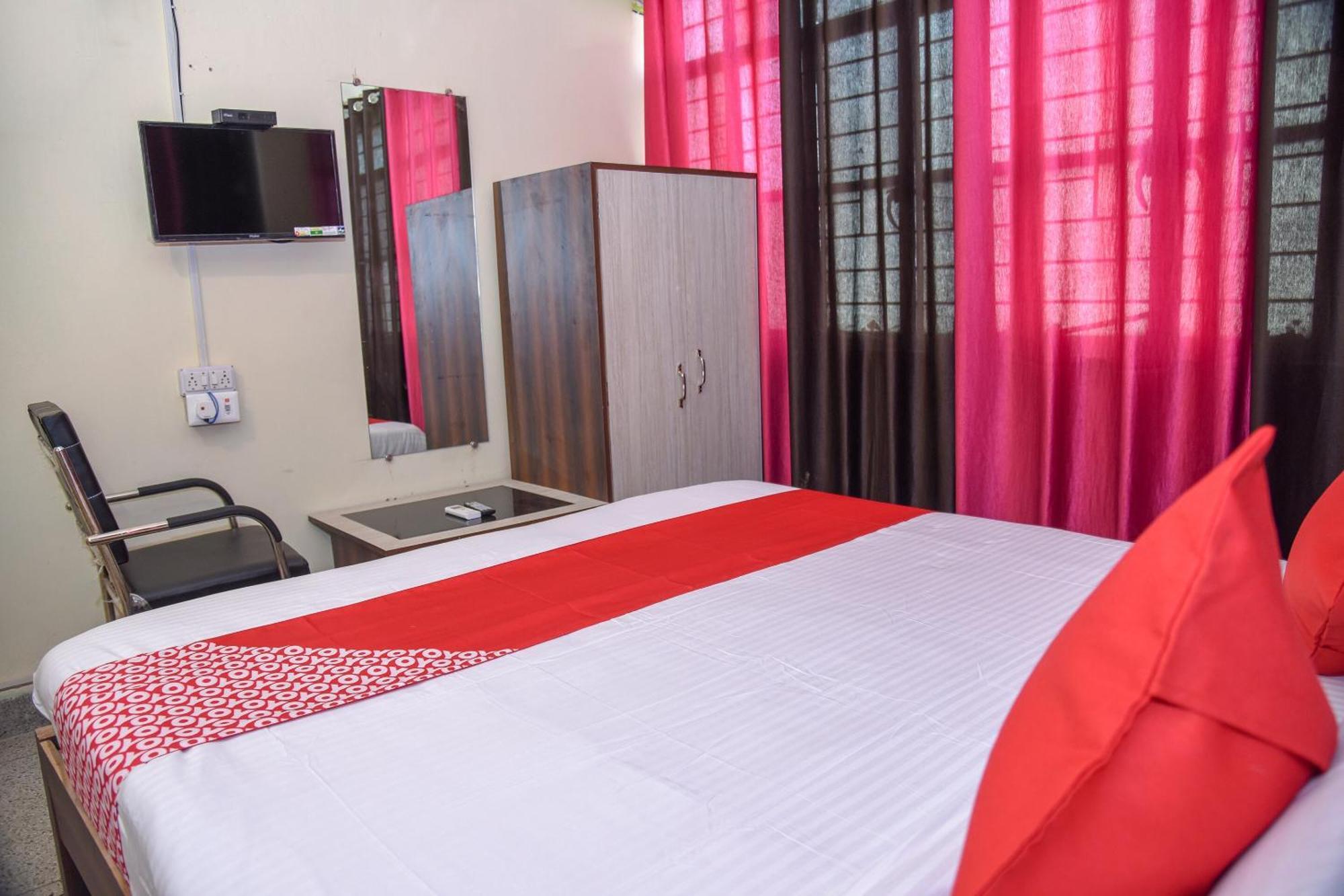 Hotel O Vibrant Inn Danapur Exterior photo